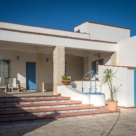 Les Coquettes Villa